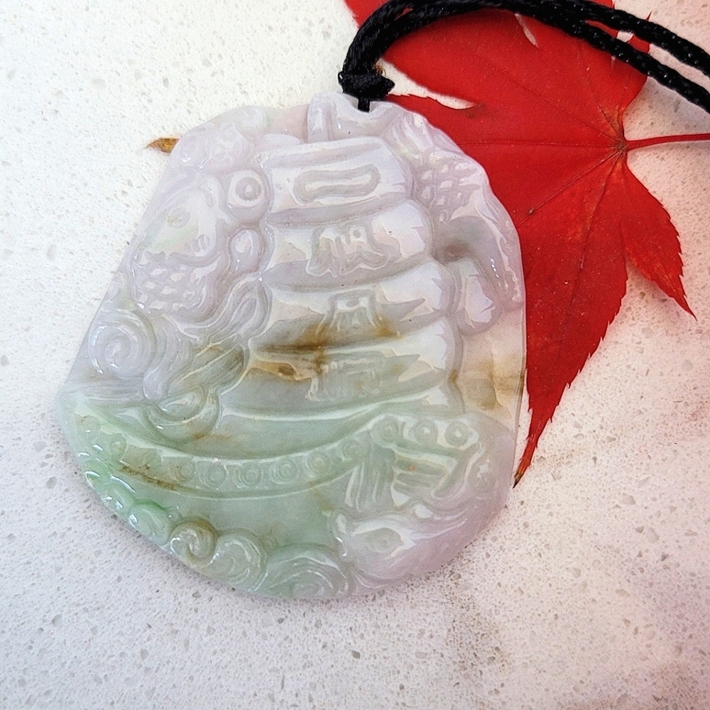 Lucky Smooth Sail Ship Boat 100% Genuine Jadeite Jade  NWT